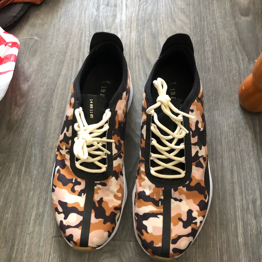 Nike EXPM207 Running Shoes